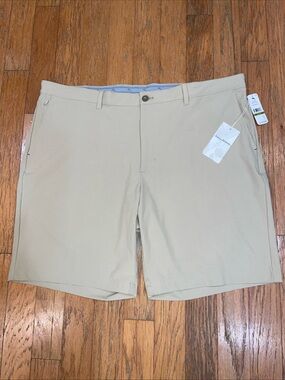 Tommy Bahama Men's Shorts Size 44 Chip Shot Island Zone Stone Khaki NEW